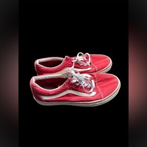 ✨Red and white Vans Old Skool trainers✨